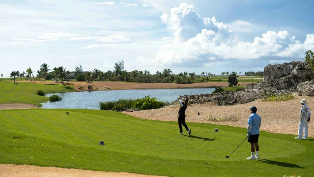 Campo-de-Golf-Las-Iguanas-baja-res-scaled